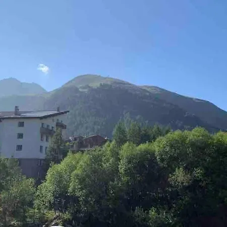 For 2 Adults And 2 Childrens With Private Parking Appartement Val-dʼIsère
