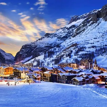 For 2 Adults And 2 Childrens With Private Parking Appartement *